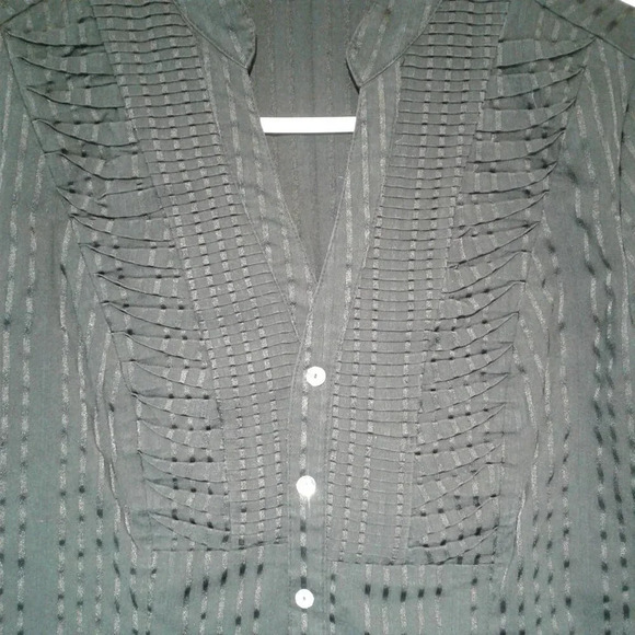 Women's Black Short Sleeve Pleated Blouse with Shiny Buttons Size M - Picture 11 of 15
